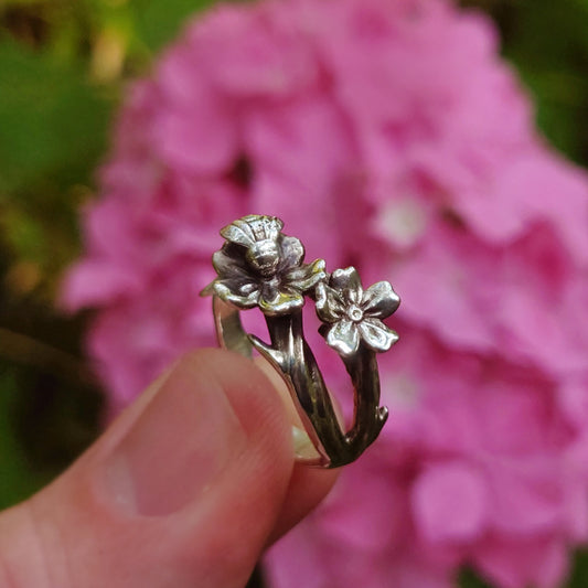 Keiko Bee Blossom Ring