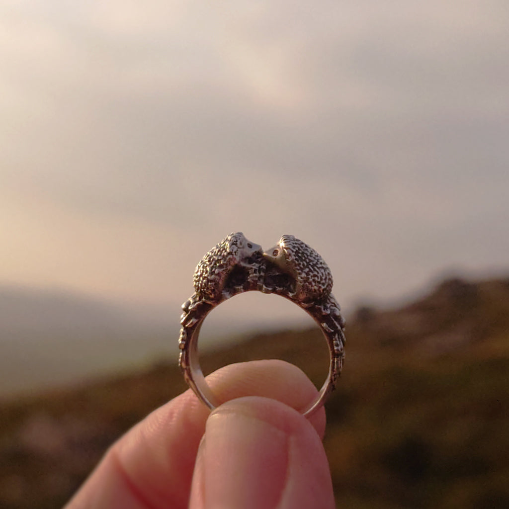Keiko Bee Hedgehog Ring