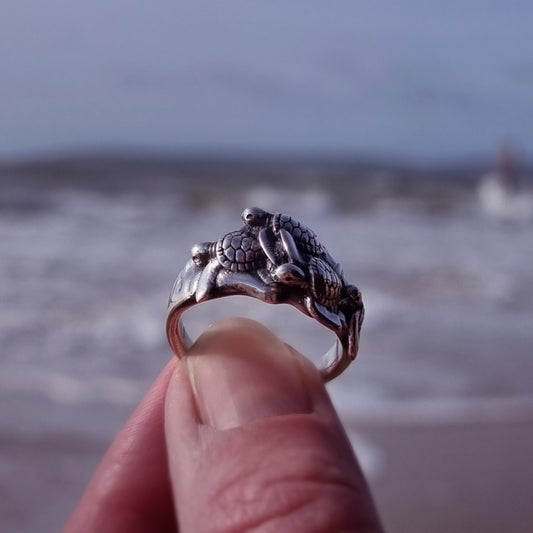Keiko Bee Baby Sea Turtle Ring
