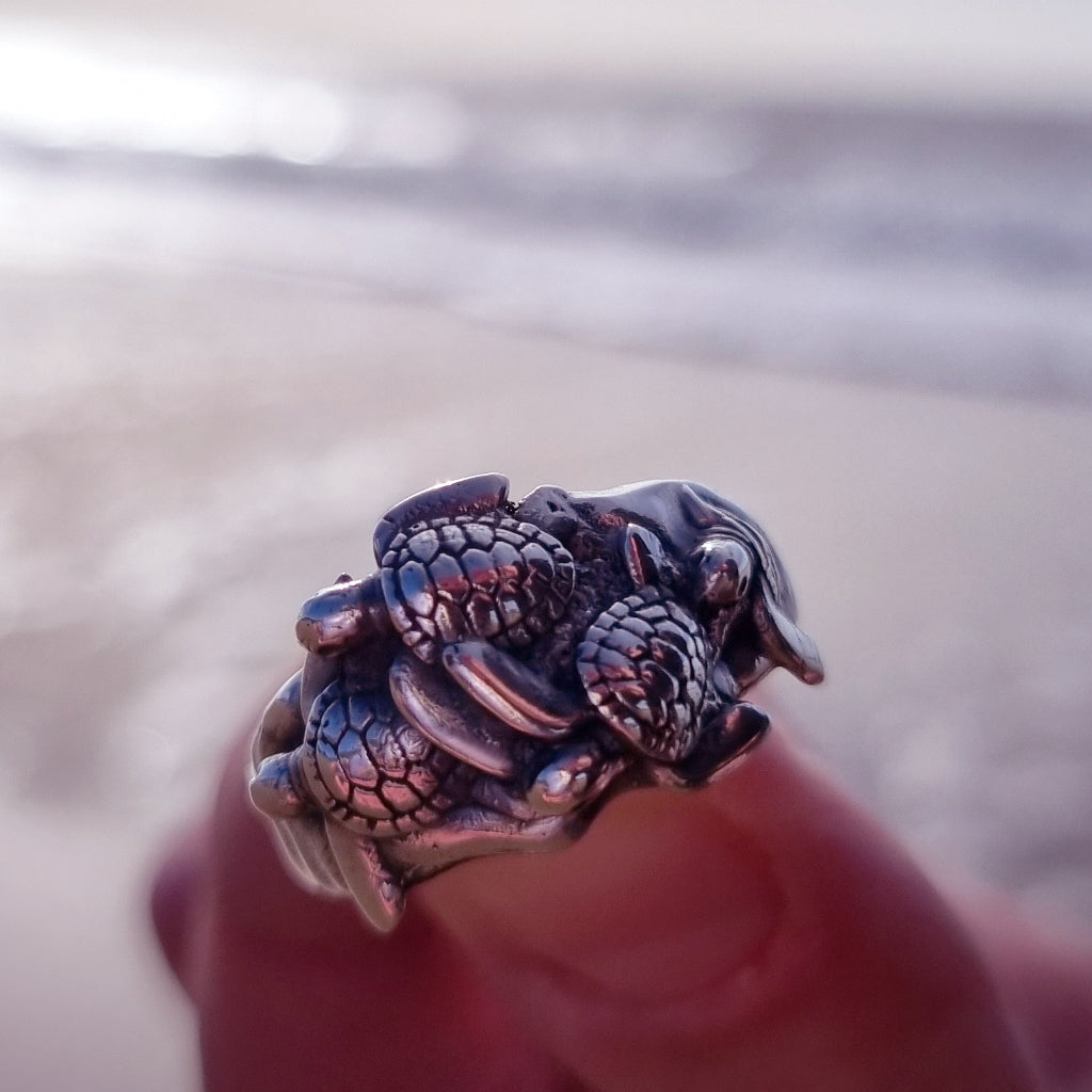 Keiko Bee Baby Sea Turtle Ring